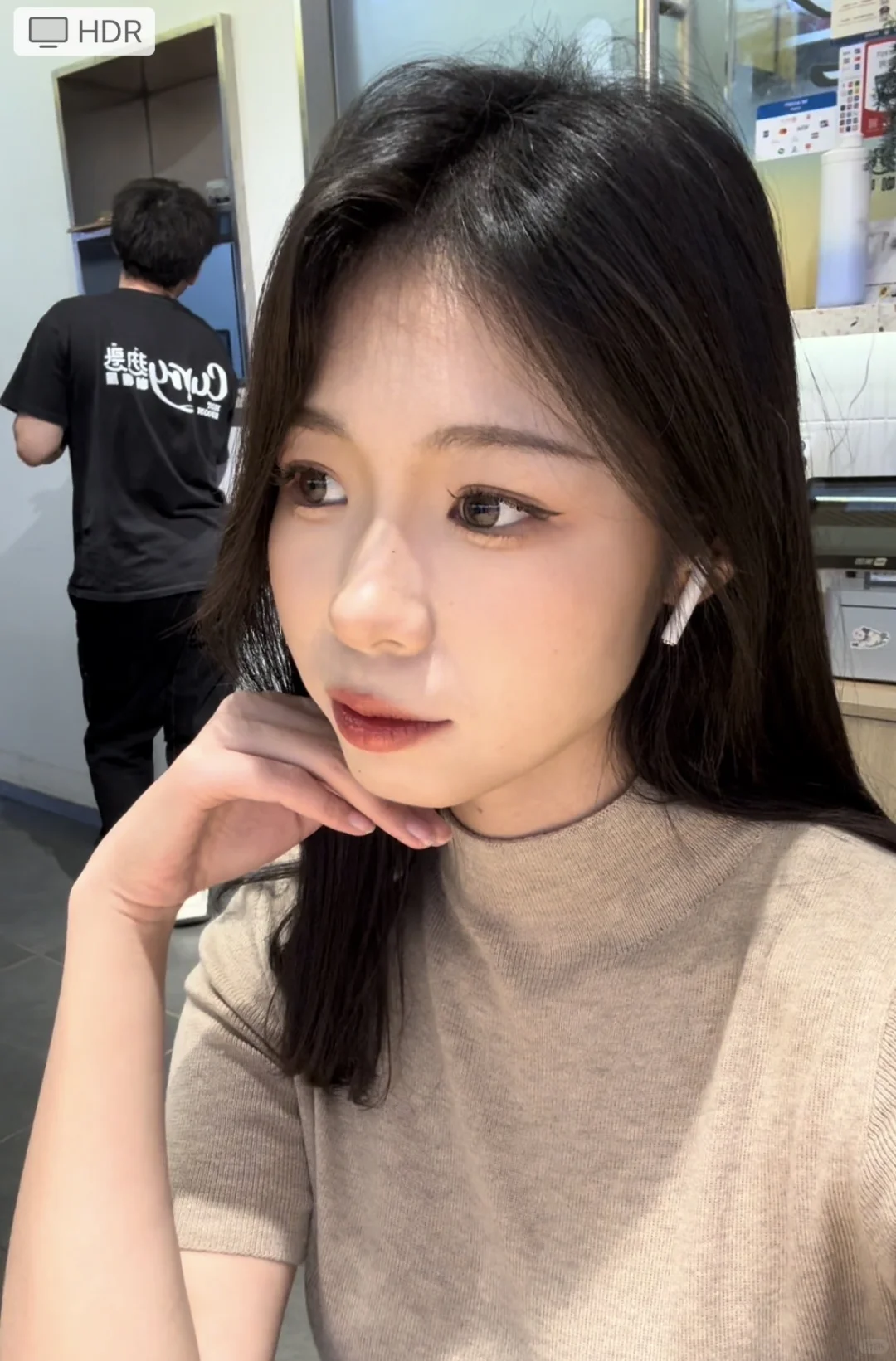 以为是姐感妆面结果是人妻感吗