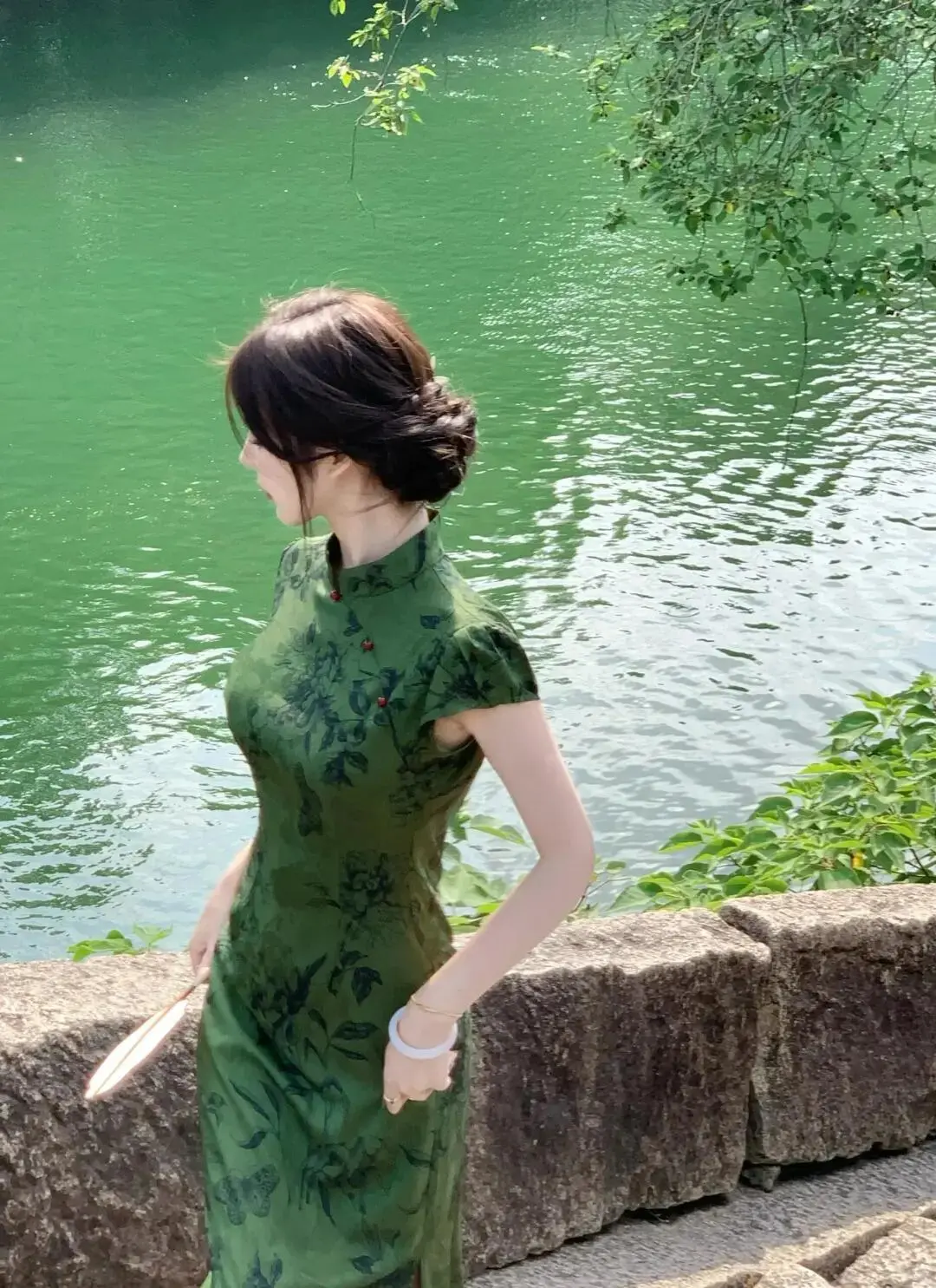 扬州｜超有氛围感的旗袍拍照姿势集合📷