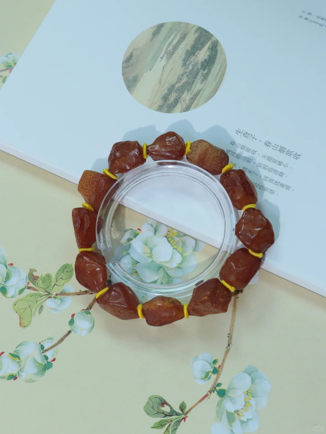 🌟天然蜜蜡的温柔叙事｜原矿的“小脾气”