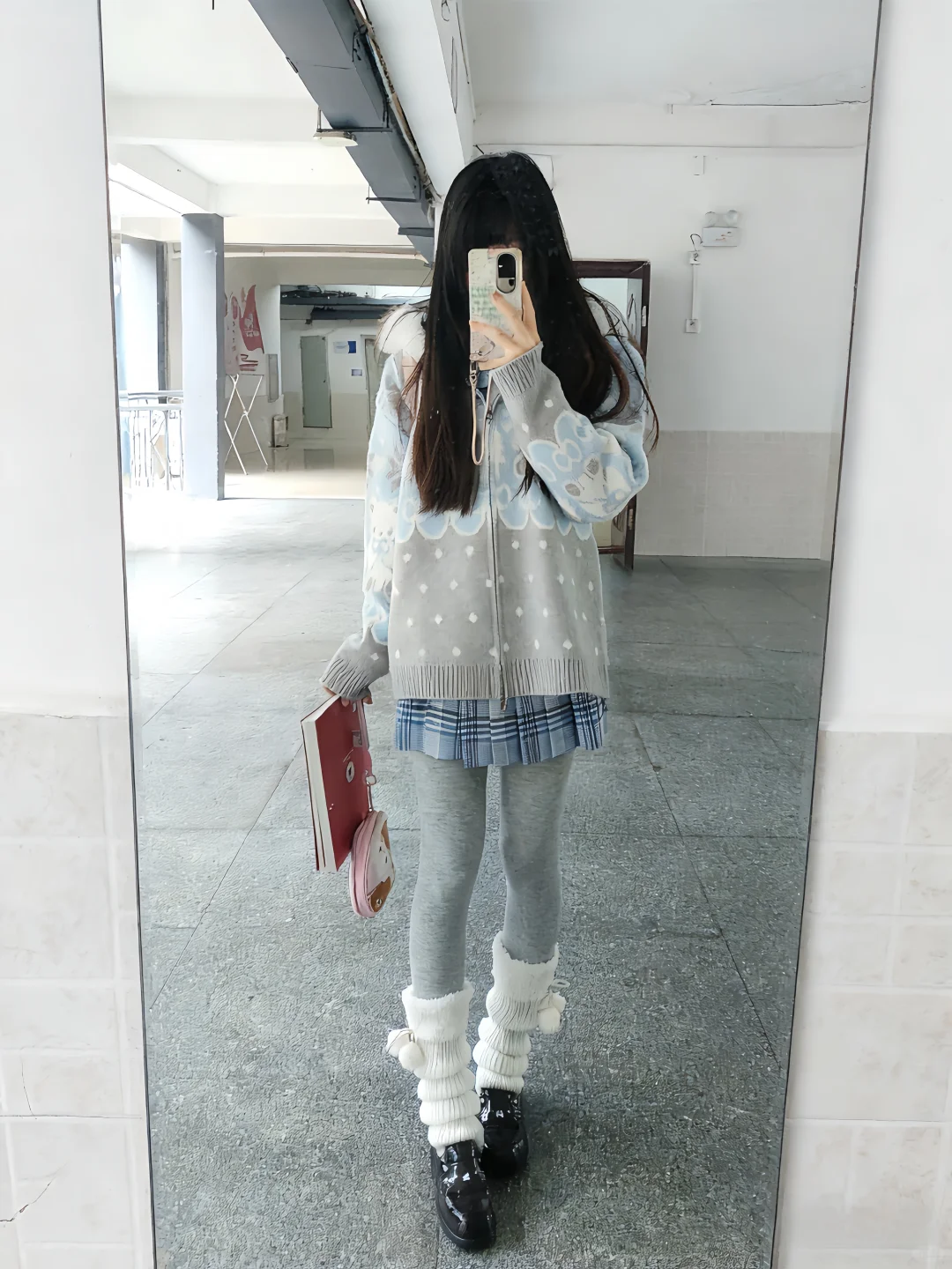 厚灰搭蓝色尊嘟很好看！