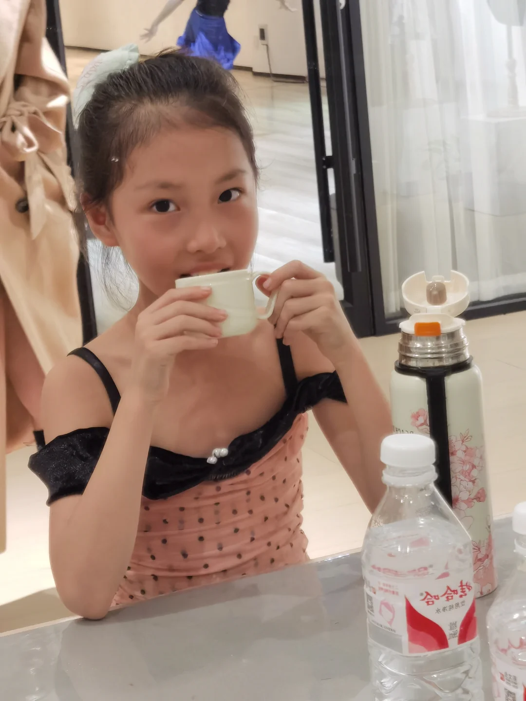 这个女孩好可爱啊啊啊啊啊啊啊