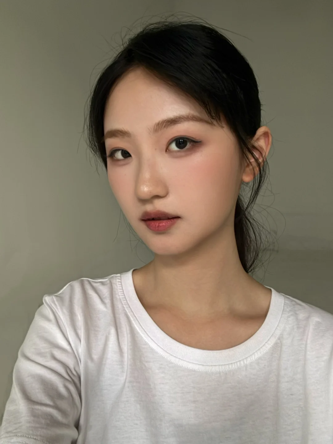 以前不喜欢装嫩，现在