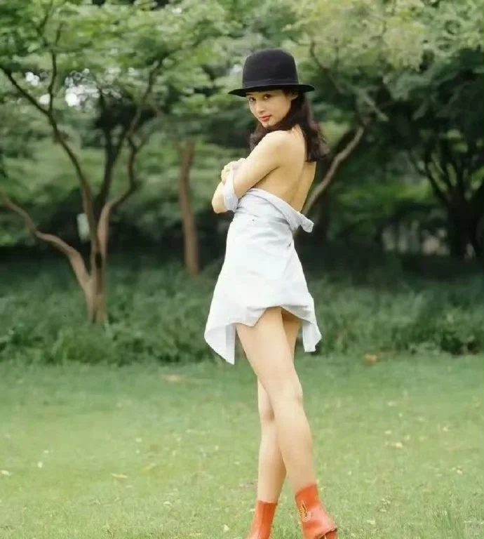 陈红年轻时候真的是性感尤物！