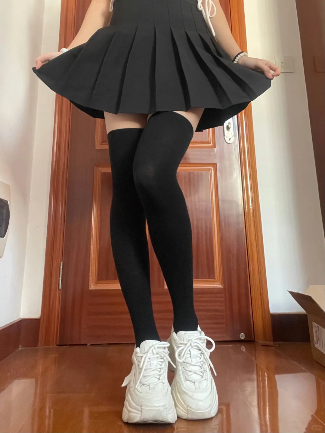 vocal😭压力的过膝袜真有这么🐮？巨显瘦！