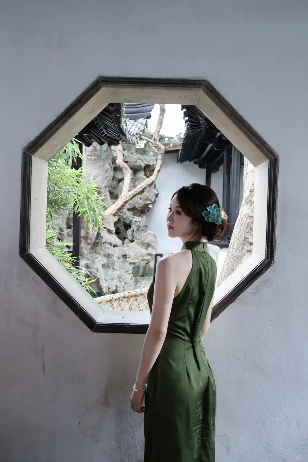 在留园穿旗袍：你将拥有超绝氛围感写真