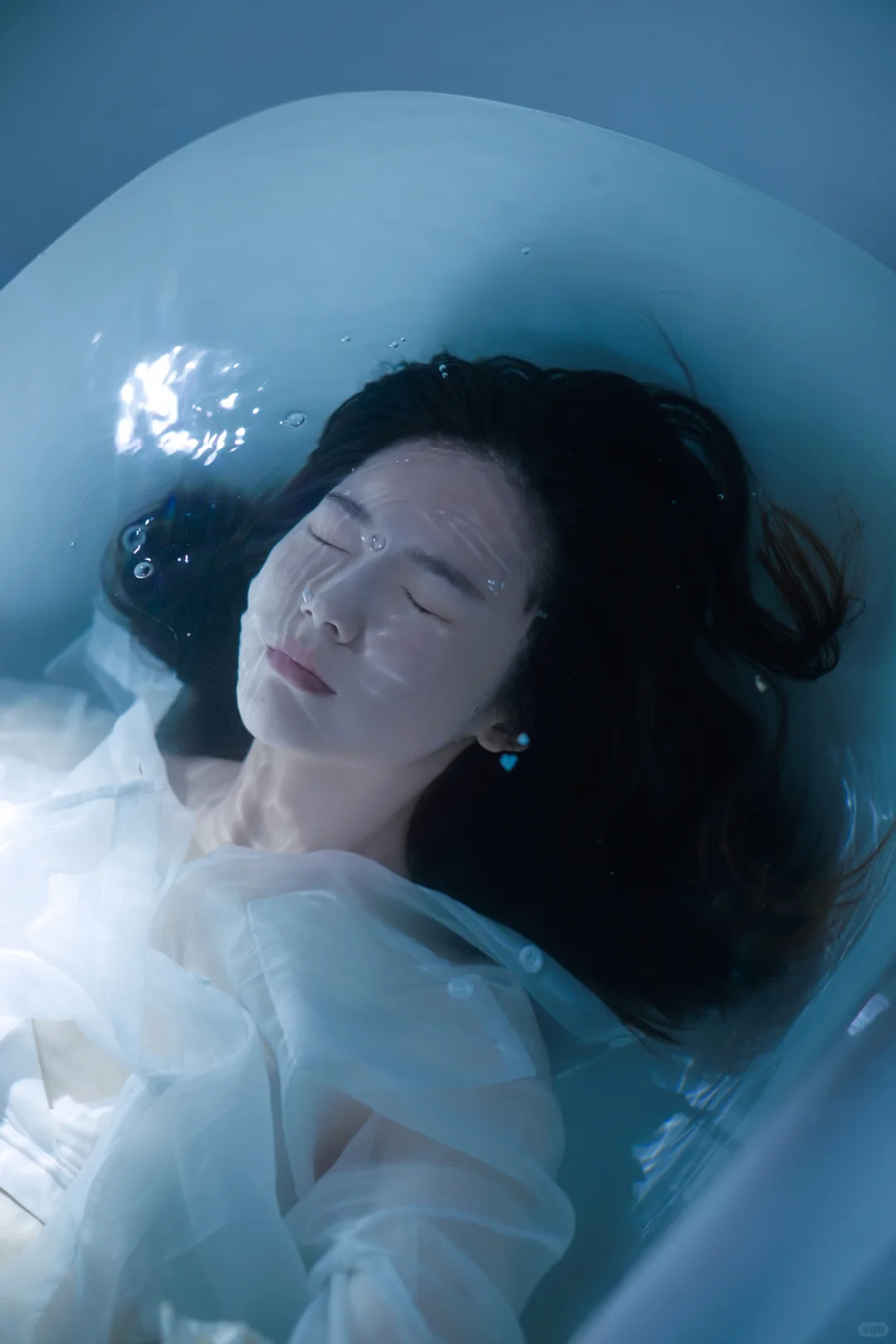 🌟“梦幻泡影”：浴缸中的情绪绮梦