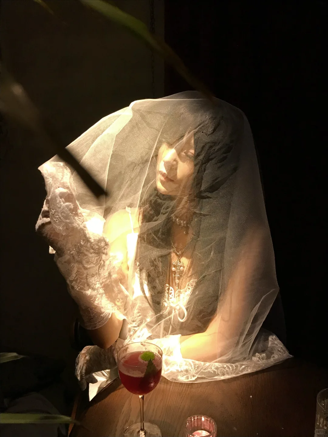 那你发誓 我是你唯一的妻子