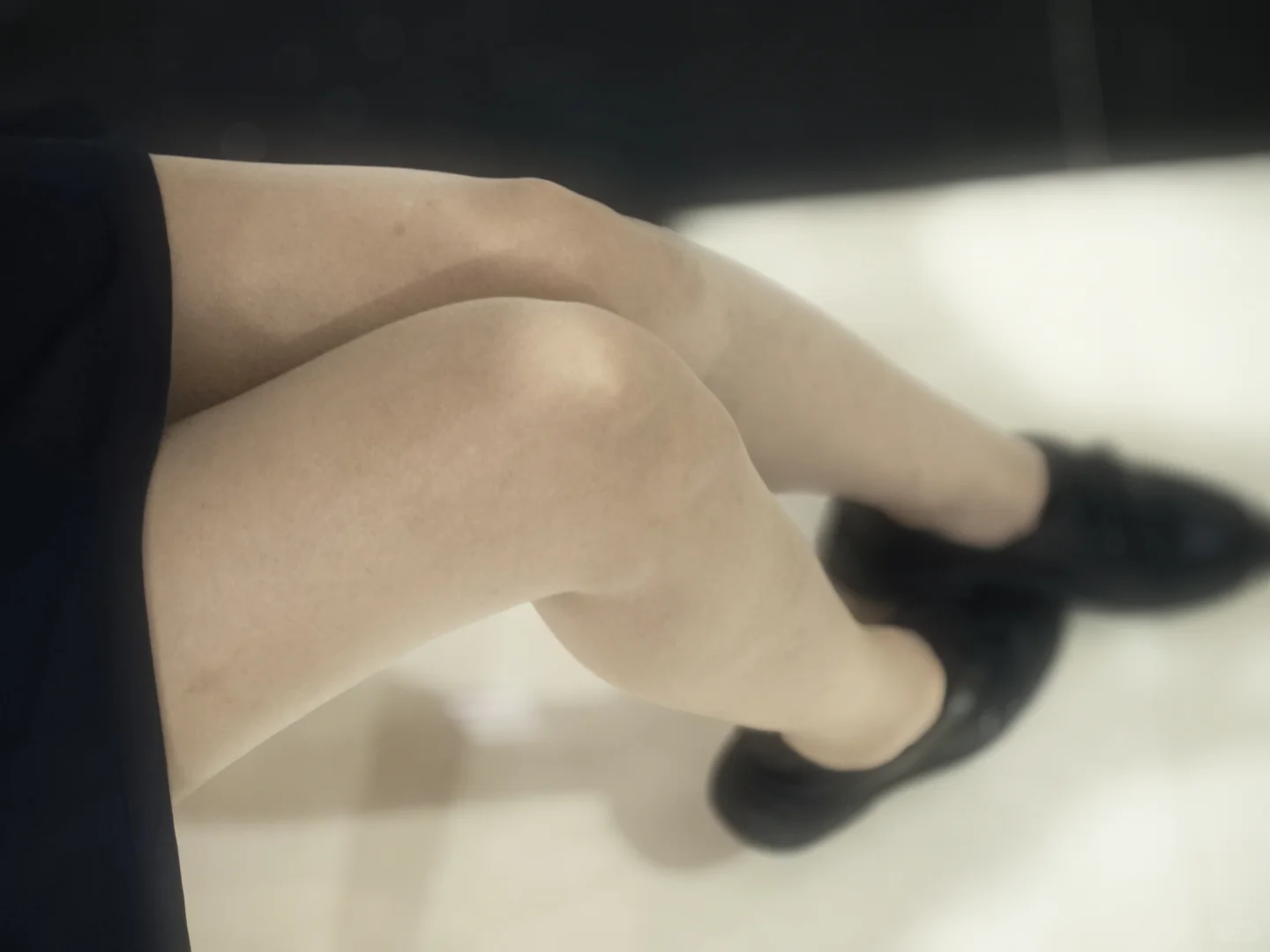 你能看出我穿丝袜了吗