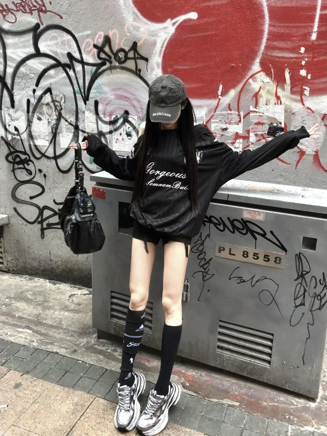 流光银老爹鞋👀这辣妹酷感回头率太高啦！