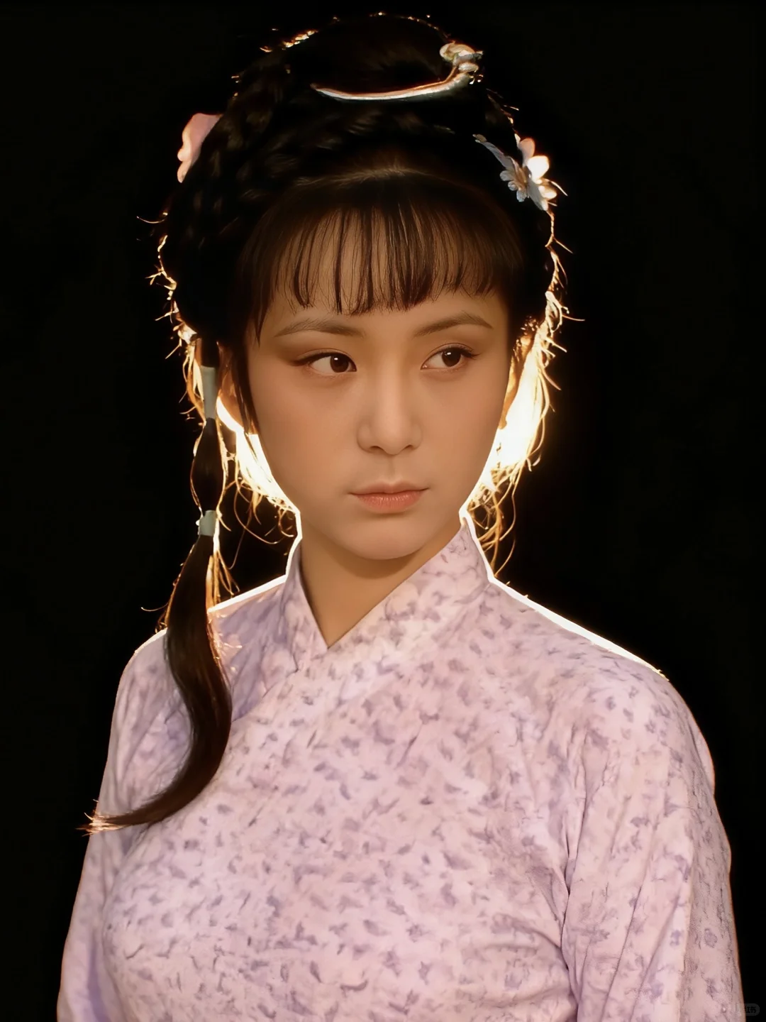 87版《红楼梦》晴雯定妆照：风流灵巧招人怨