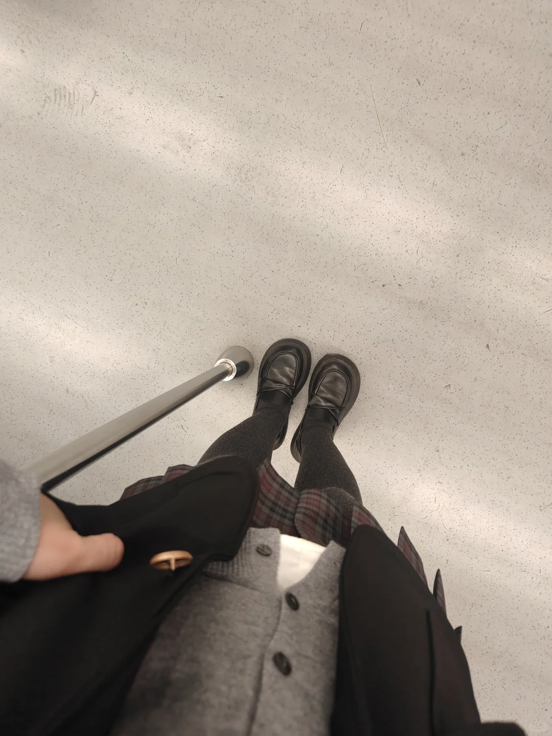 jk配深灰打底也很合适的样子