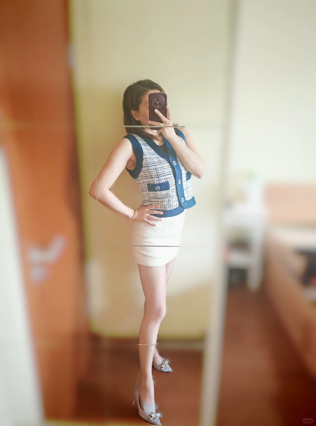 不要问我穿什么颜色的丝袜了就说好不好看