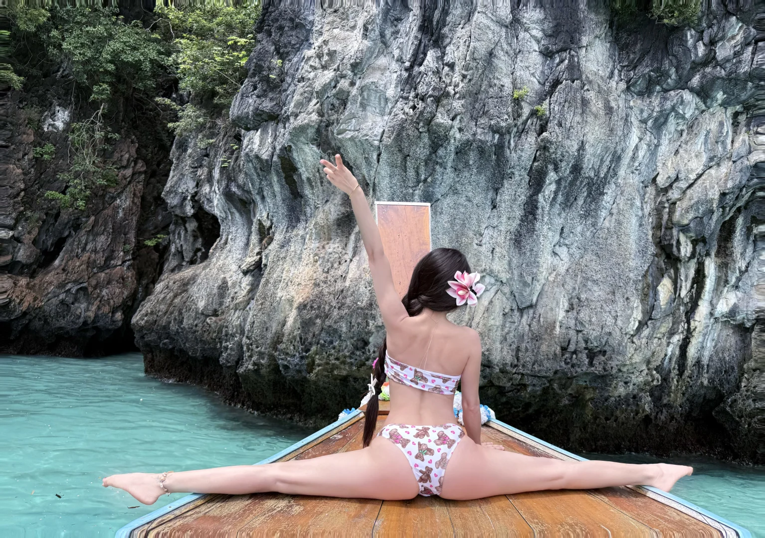 这世界总有人在等你～～～