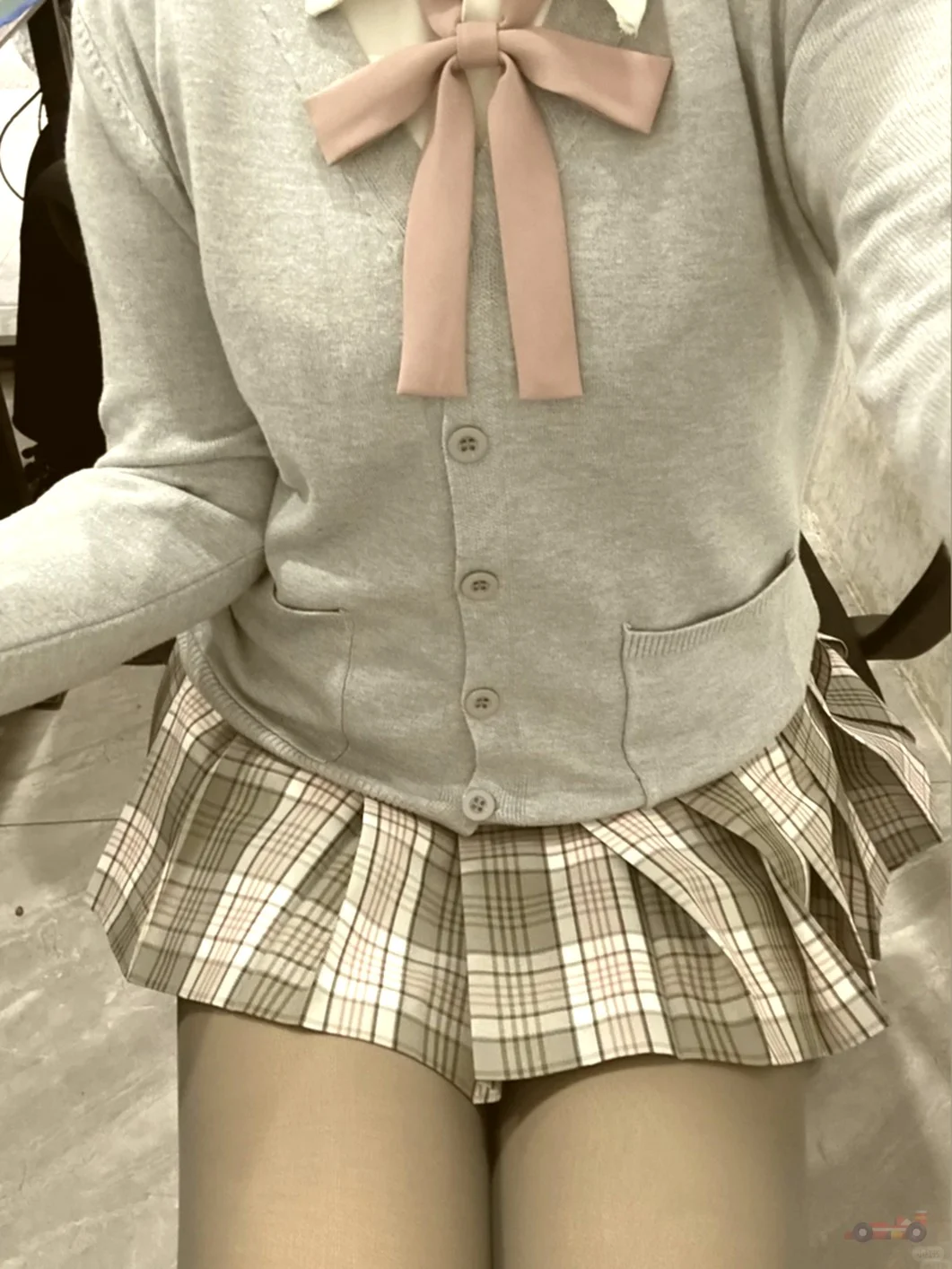 今天是超酷厚灰JK女孩上线啦！