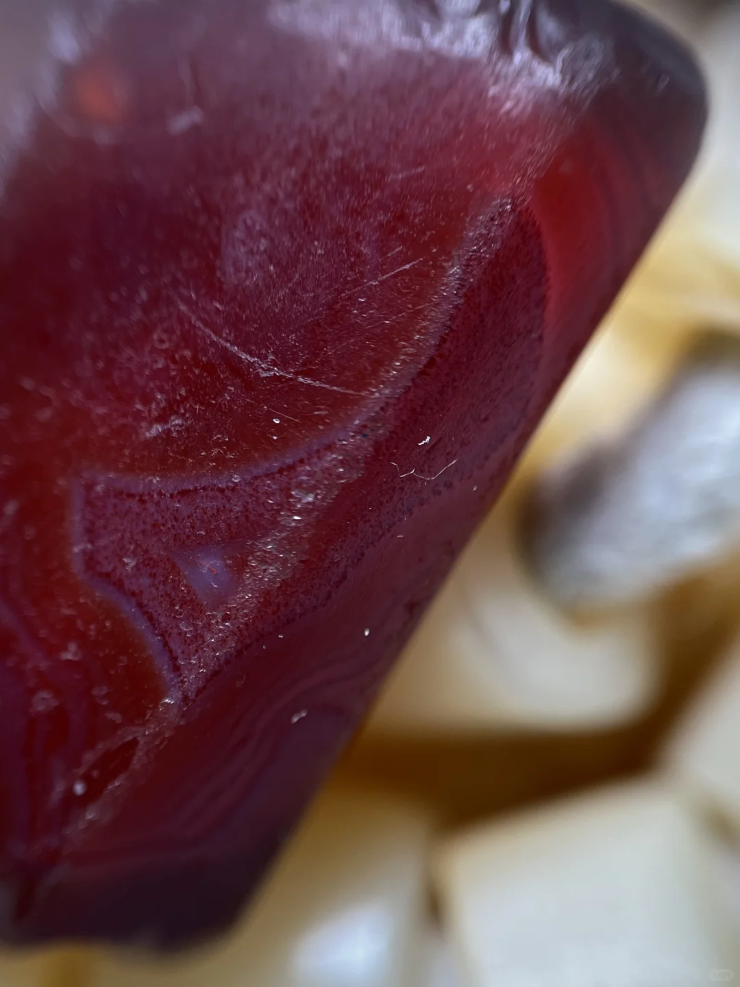 有些妖艳儿千年玛瑙