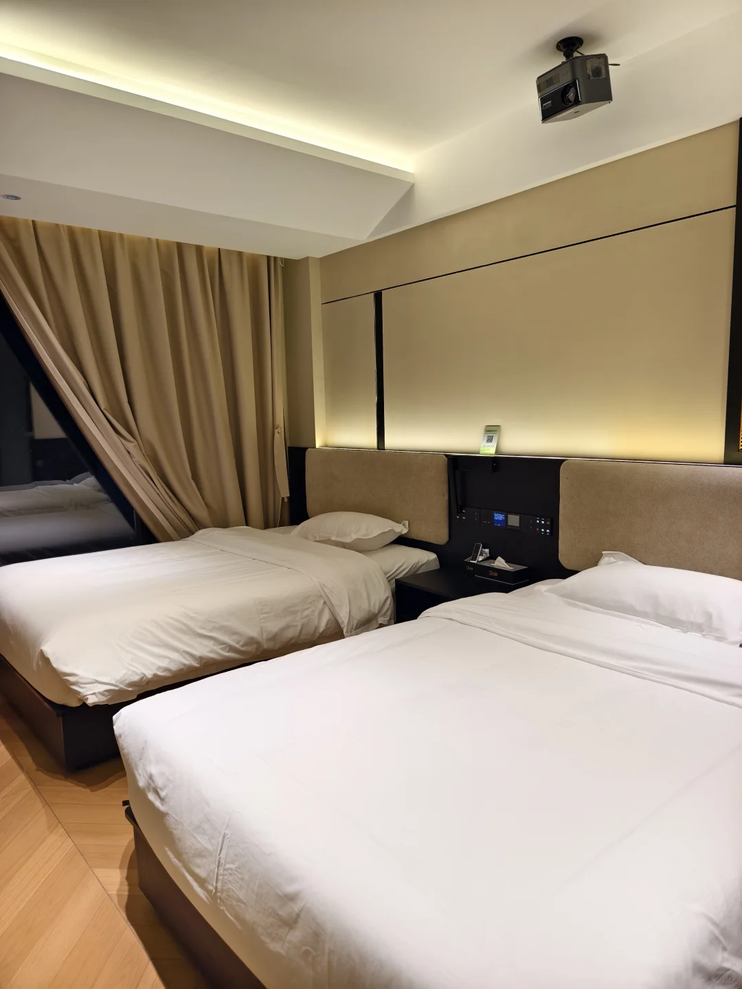 陵水住宿封神！解锁沙滩、夜市与智能度假