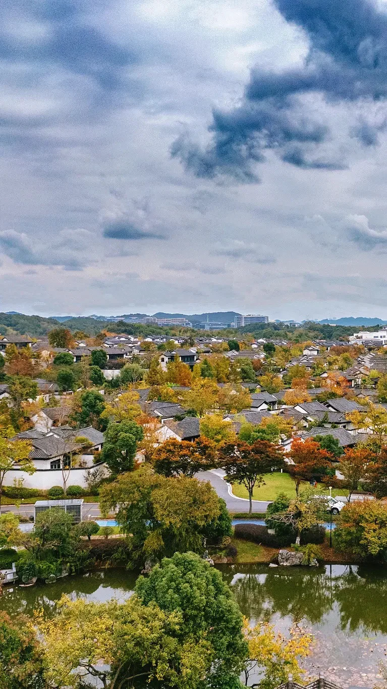 这一次 我们女孩子在一起跳舞绘画聊聊彼此