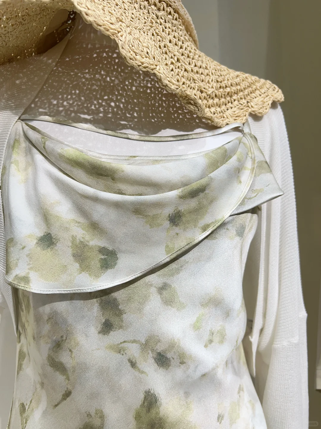 TKYSHOP#薄荷曼波真丝吊带裙解锁清凉夏日💚