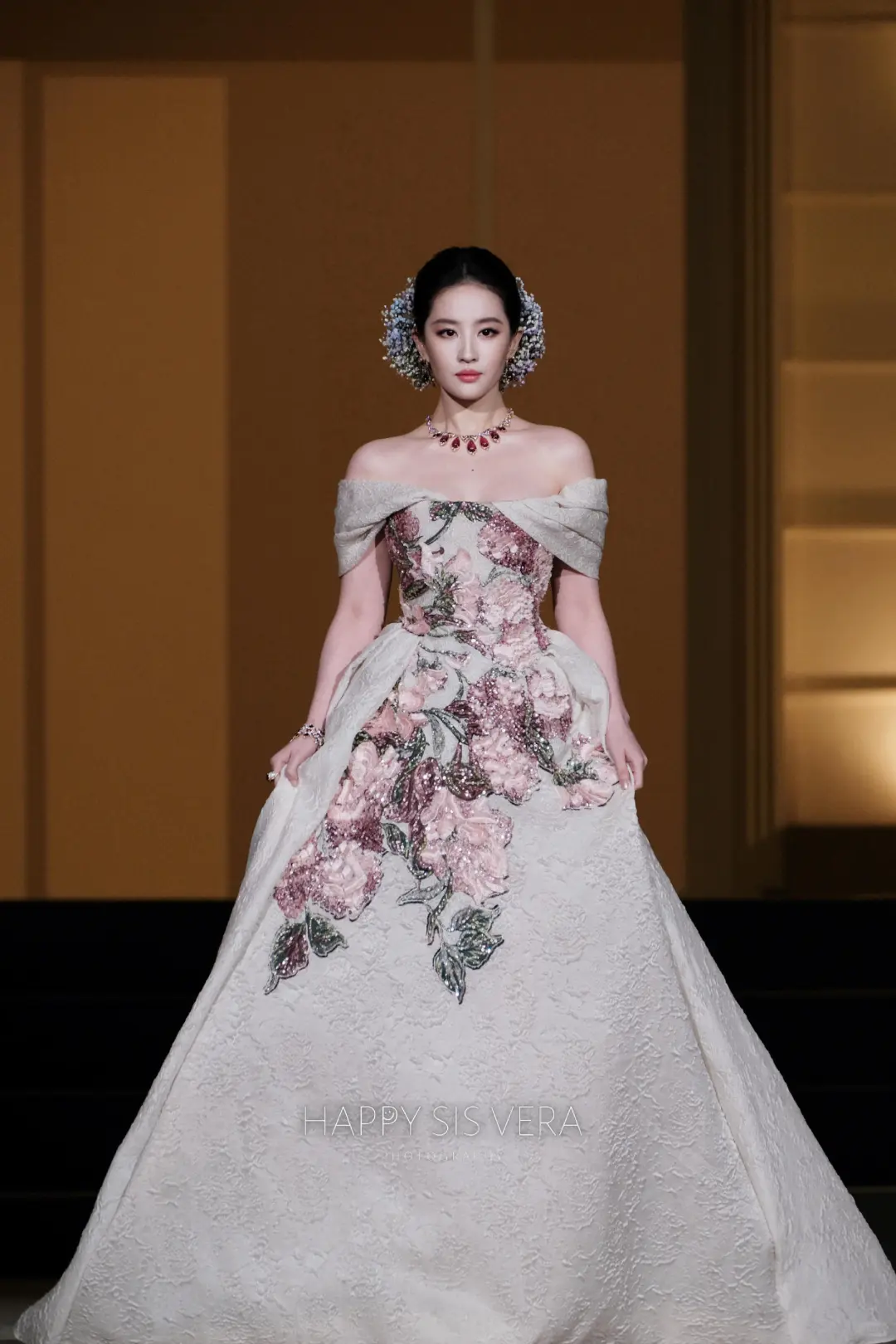 一些女神的美照！！！