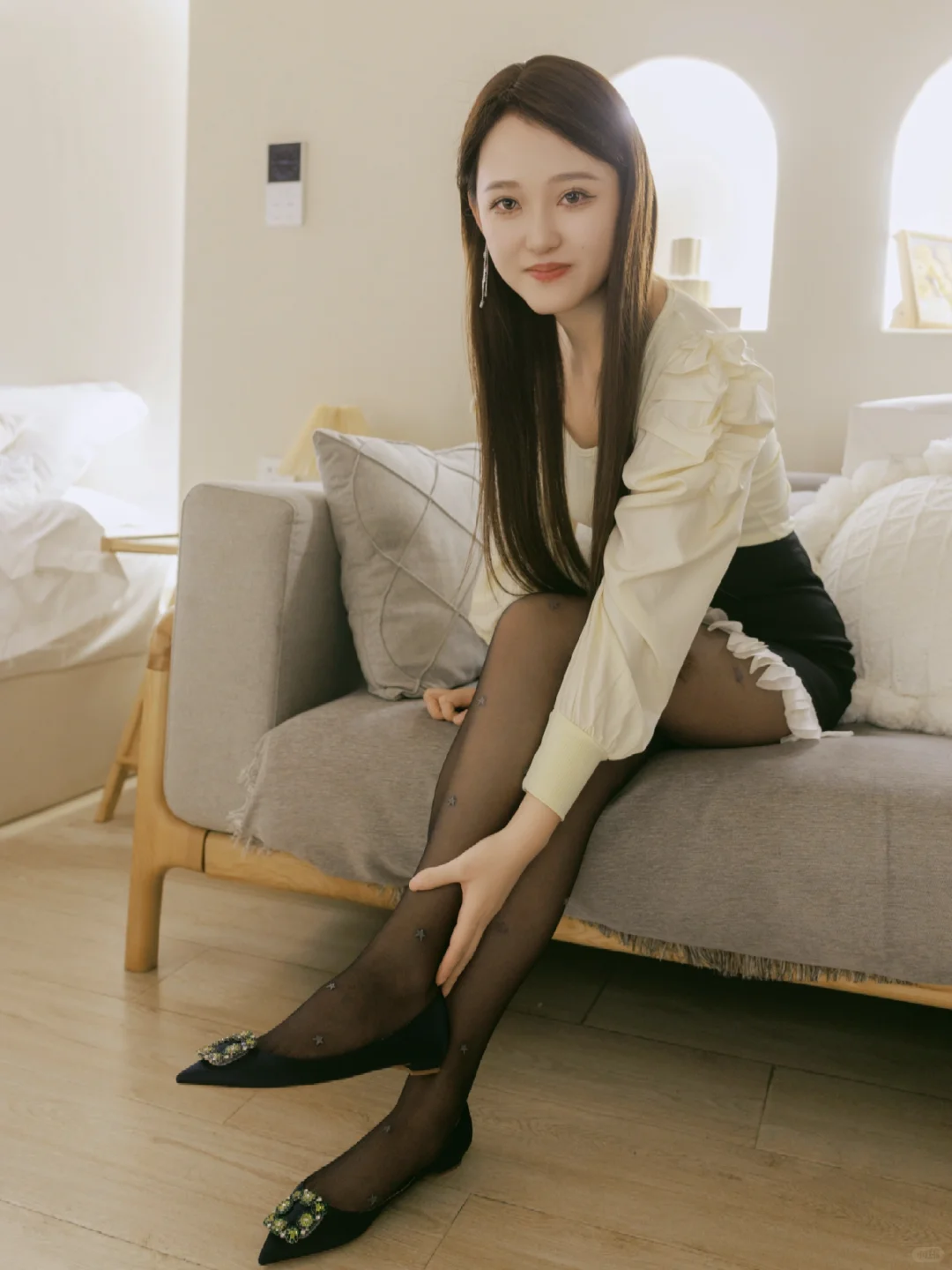 模特私拍｜漫画式踢腿