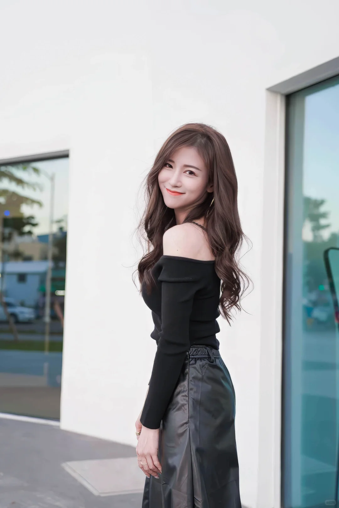 他们说用这四张做封面，既斩女又斩男！