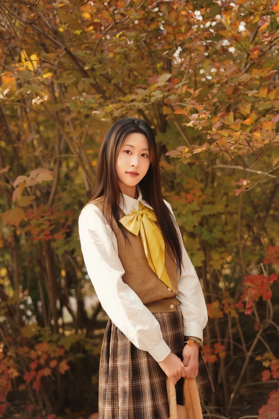 秋日JK少女与银杏的浪漫邂逅