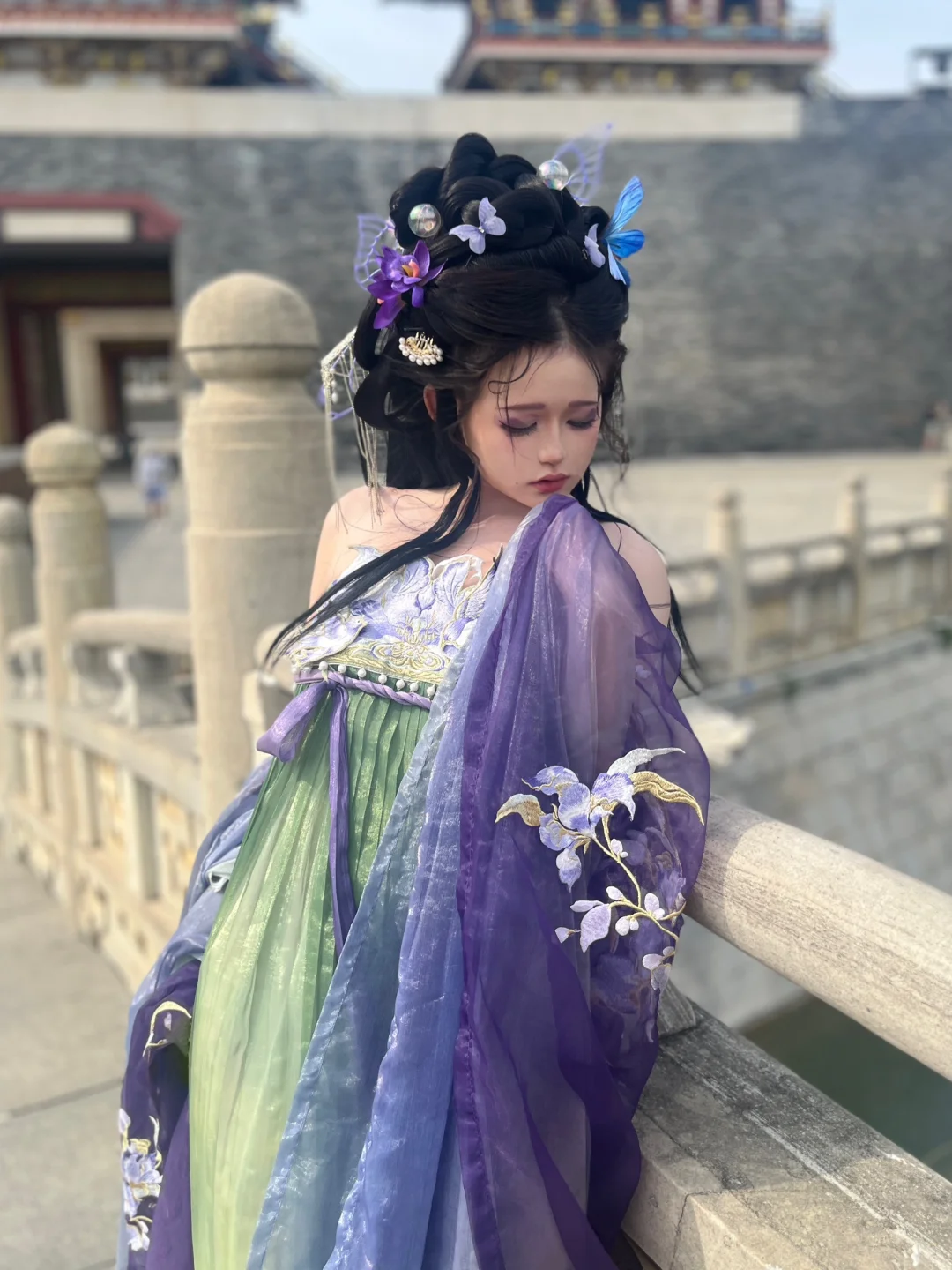 “那妖常扮做美丽的女子，最擅长蛊惑人心”