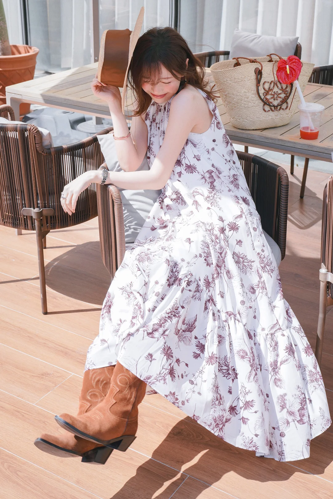 frayid夏日绝美挂脖碎花裙，美到犯规！