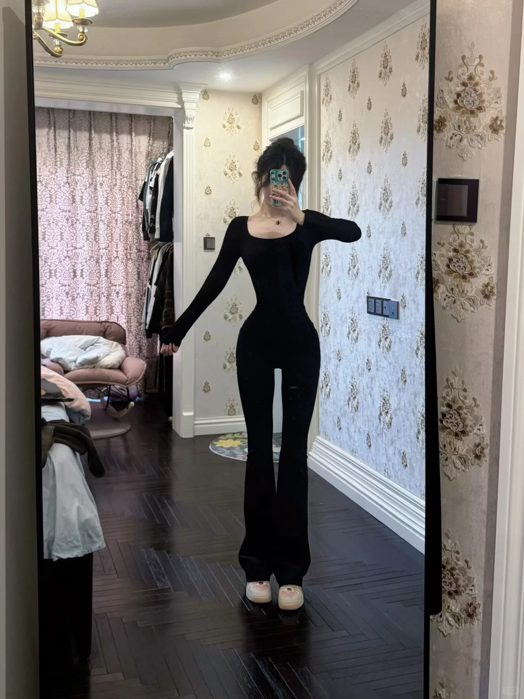 显瘦必备塑身衣