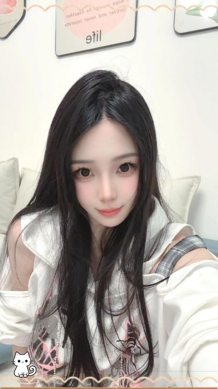 大眼睛的秘诀是睫毛翘