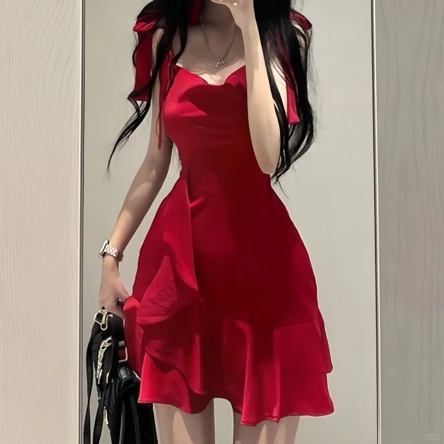 谁懂啊！这条红裙美到犯规