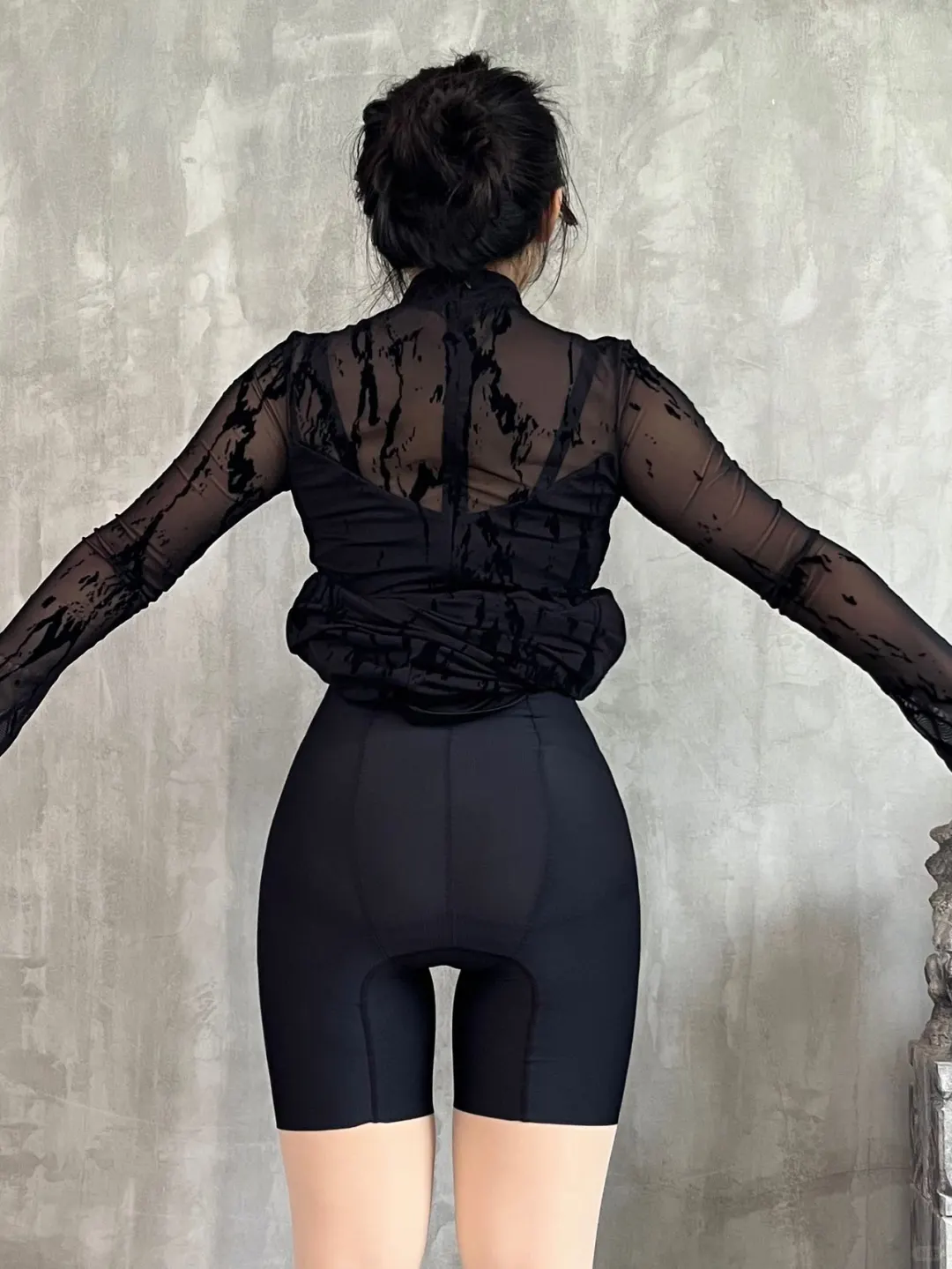 这个腰臀太绝了！