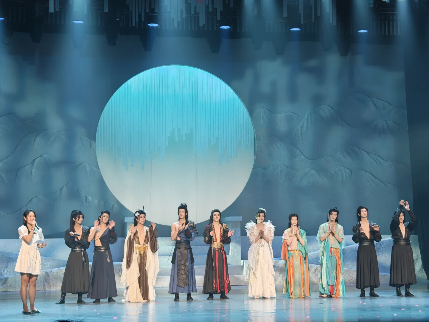 12月必看！新国风全男班舞剧《翎衣》