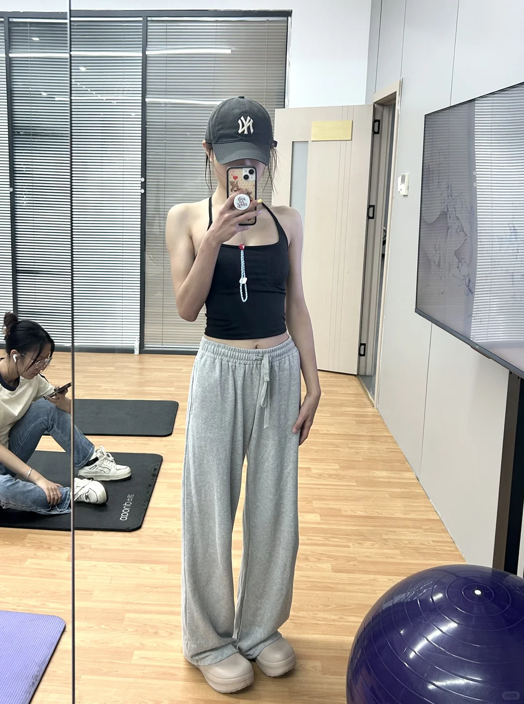 女大健身穿什么