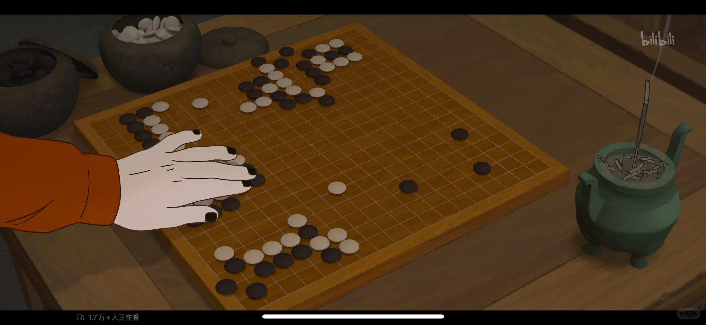 是谁？是谁染了妖艳的黑指甲