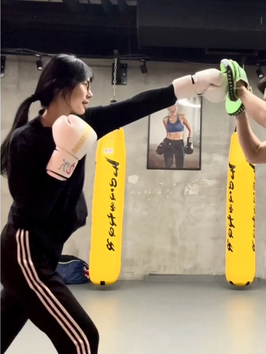 女大学生终于找到了自己心仪的爱好是…