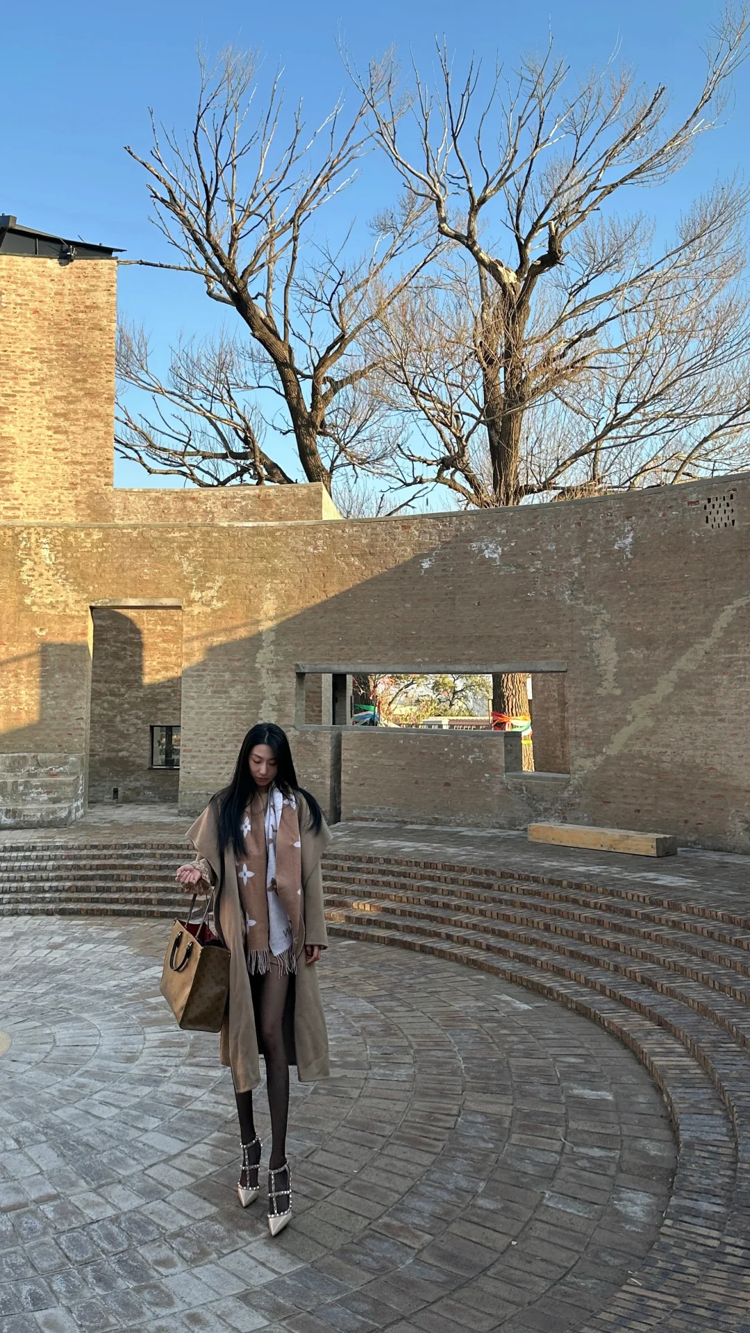 把糖炒栗子穿在身上了