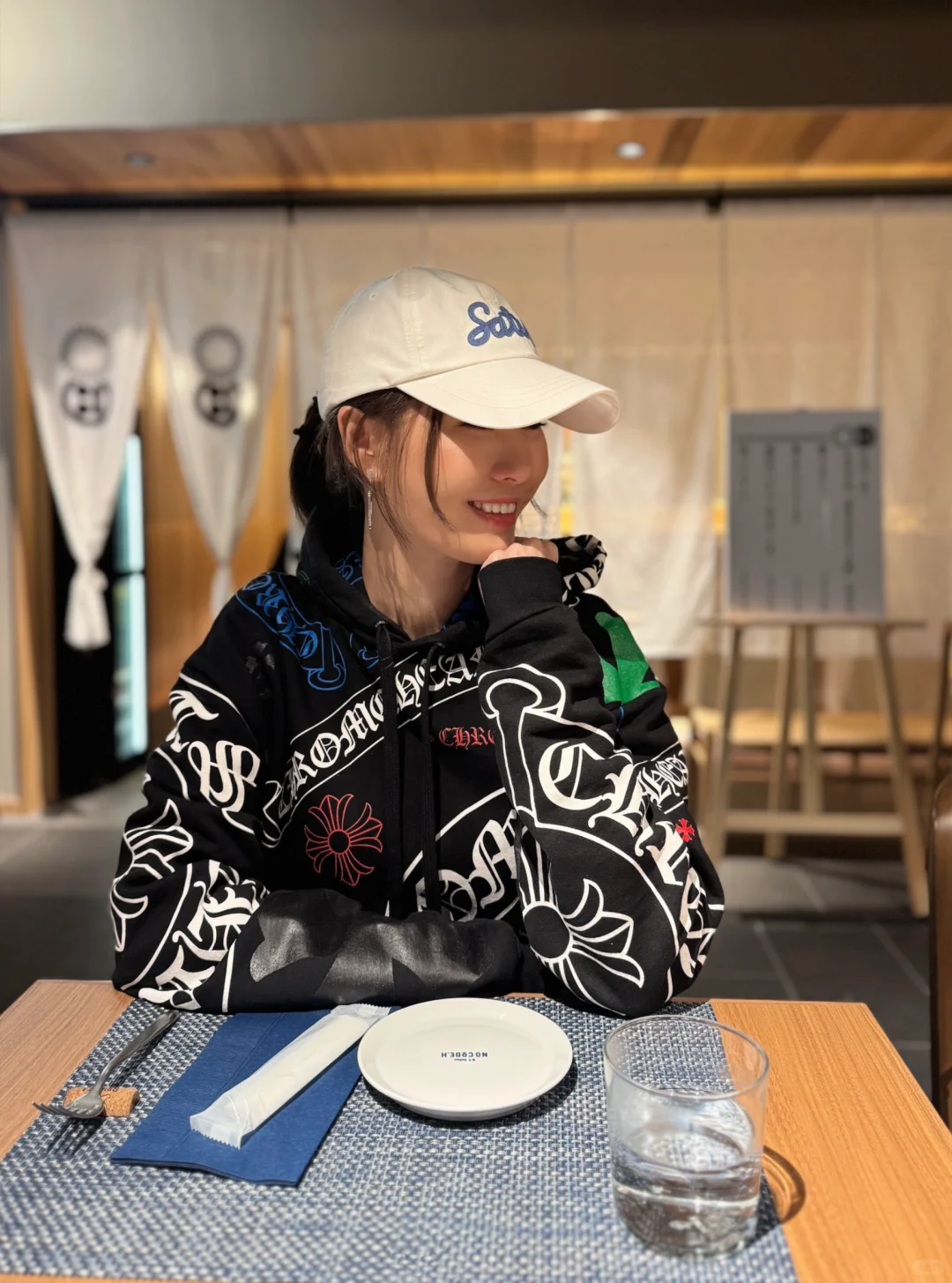 千万别小看一个好看的女人💄