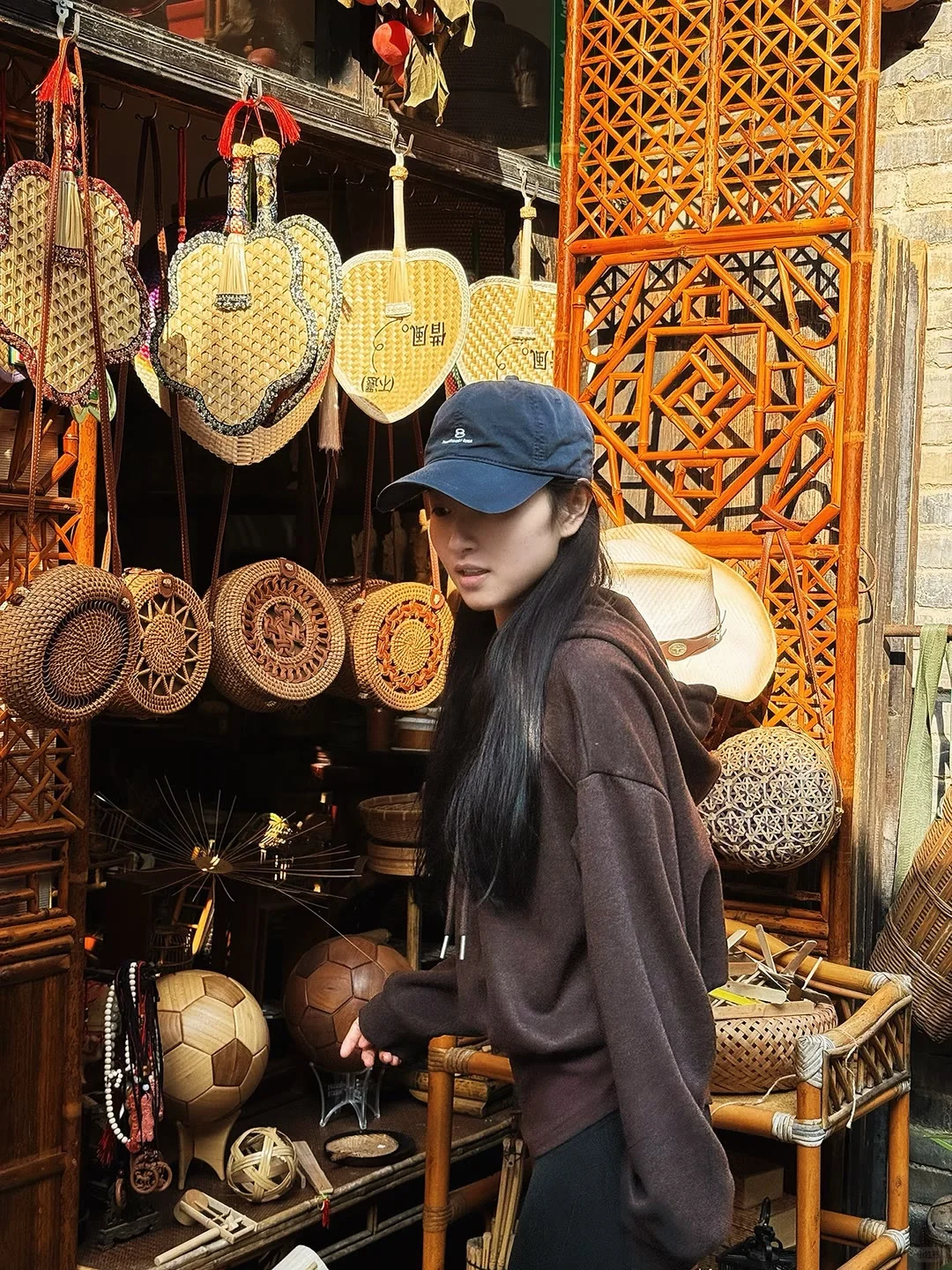 看侧脸就知道是个美女