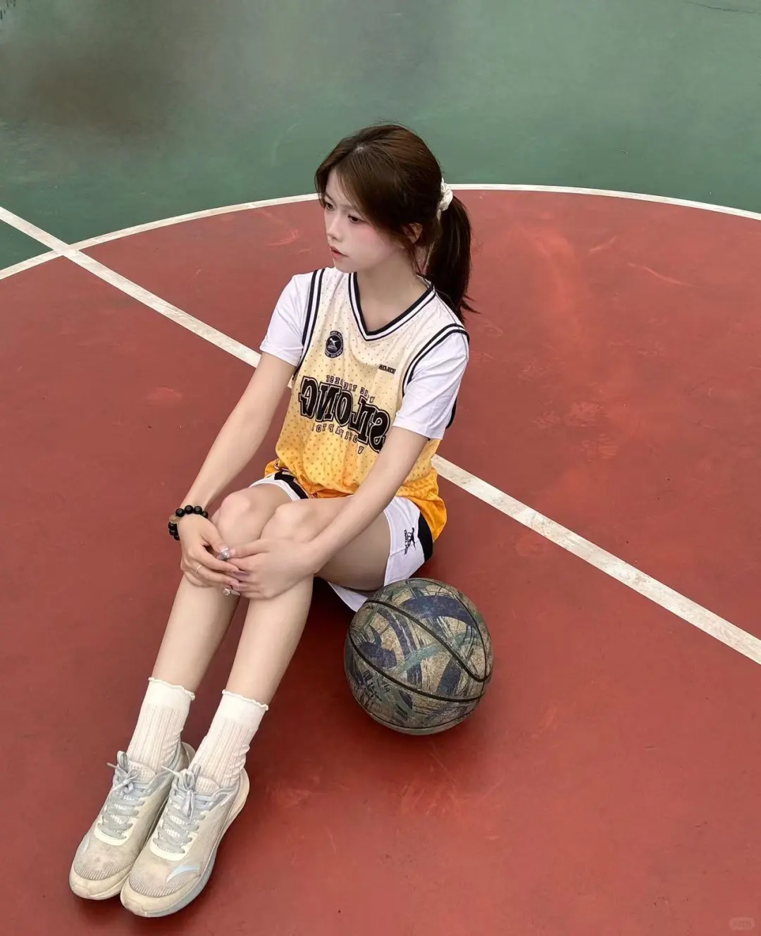 能和美女组队打球，你愿意不？