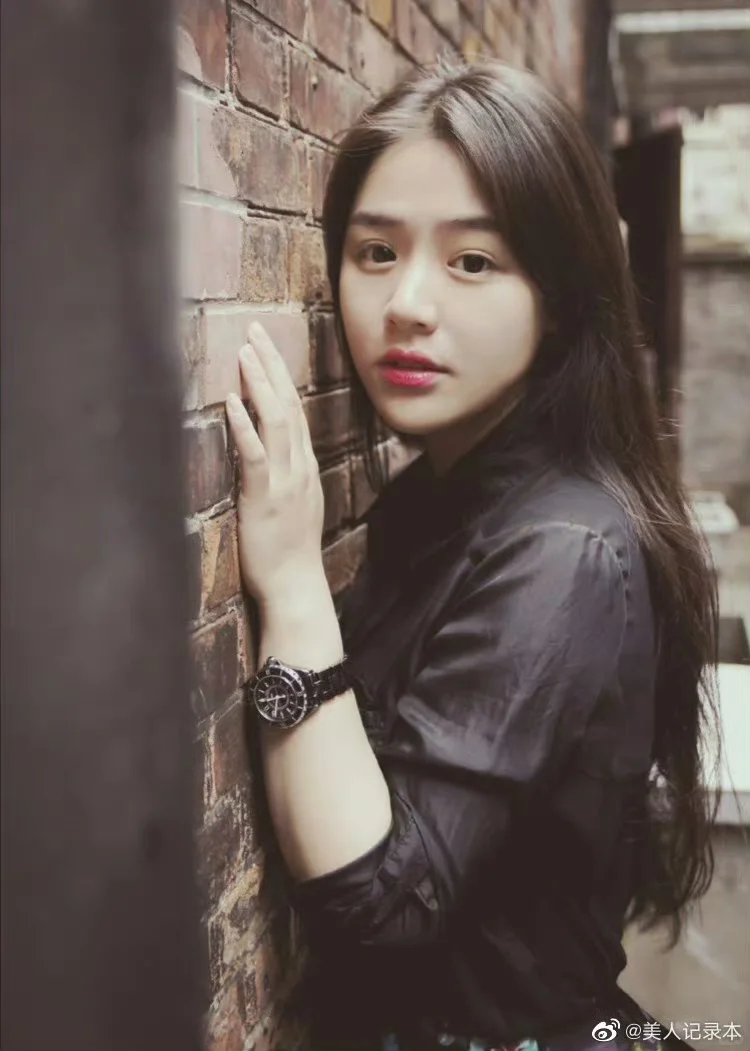 85后女演员中的首位影后