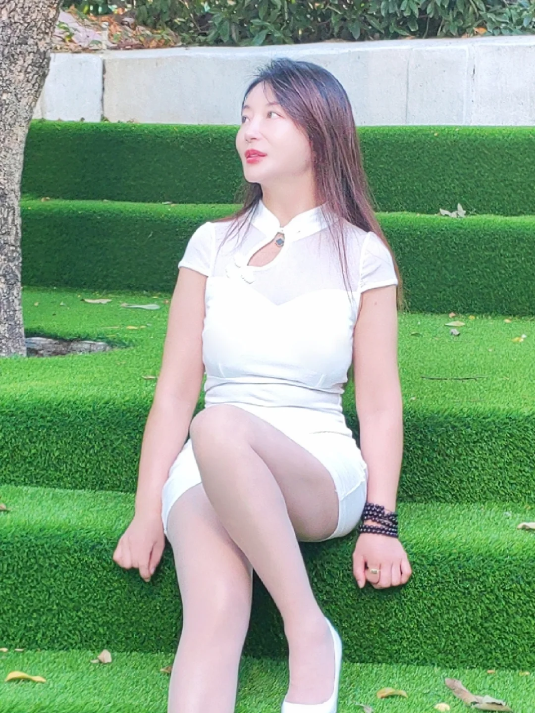 宠粉 ·安排 | 白裙是中年妇女的装纯神器