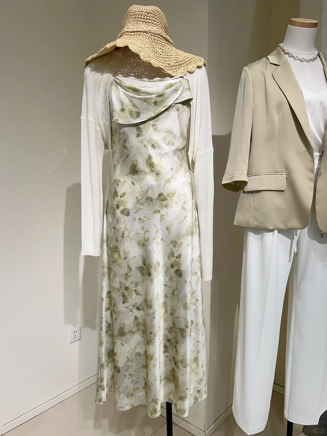 TKYSHOP#薄荷曼波真丝吊带裙解锁清凉夏日💚