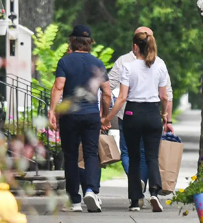 63岁阿汤哥恋爱啦！新女友36 岁安娜美爆啦