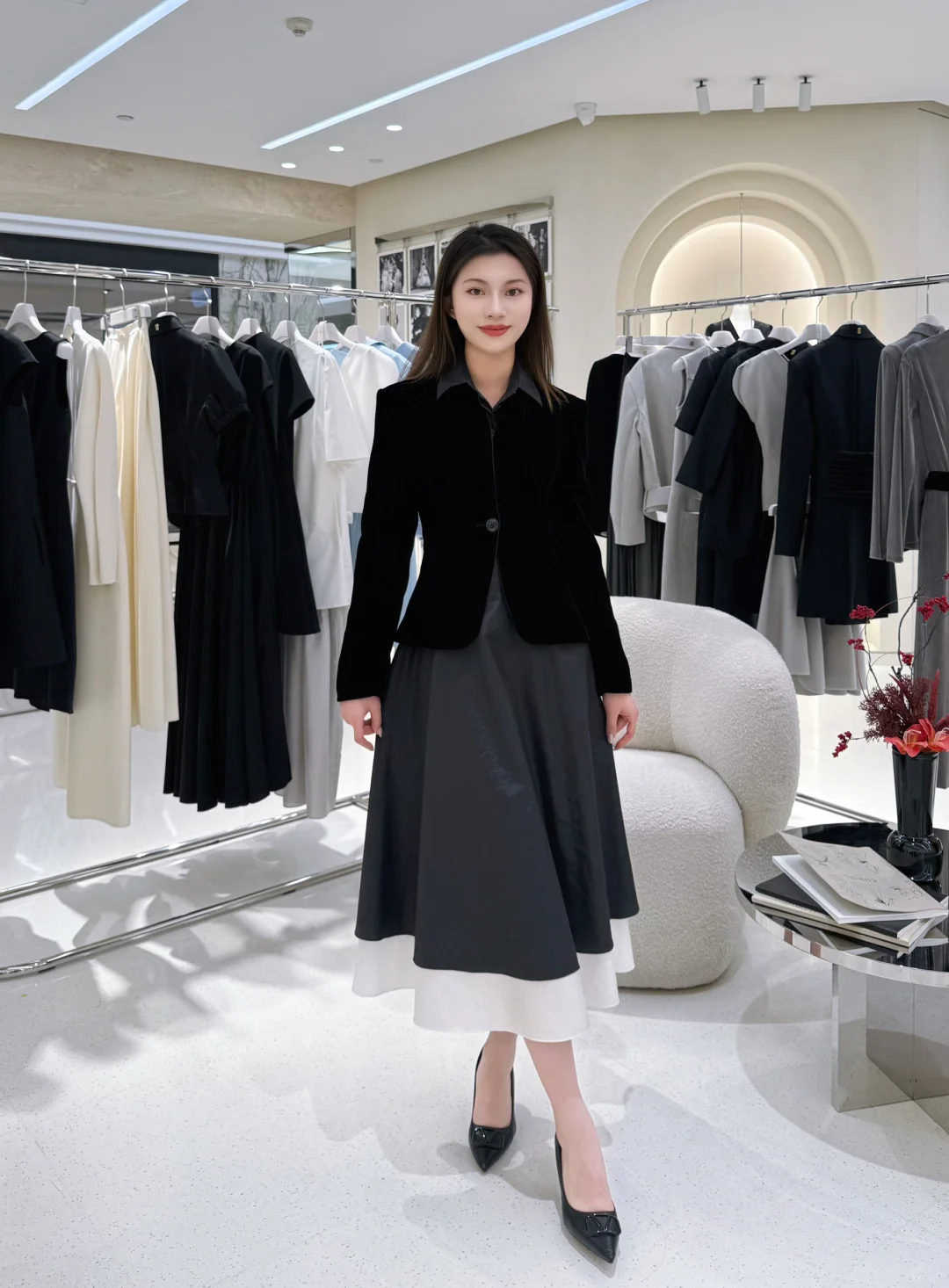 💫在CURIEL的衣橱里，优雅是永恒的命题