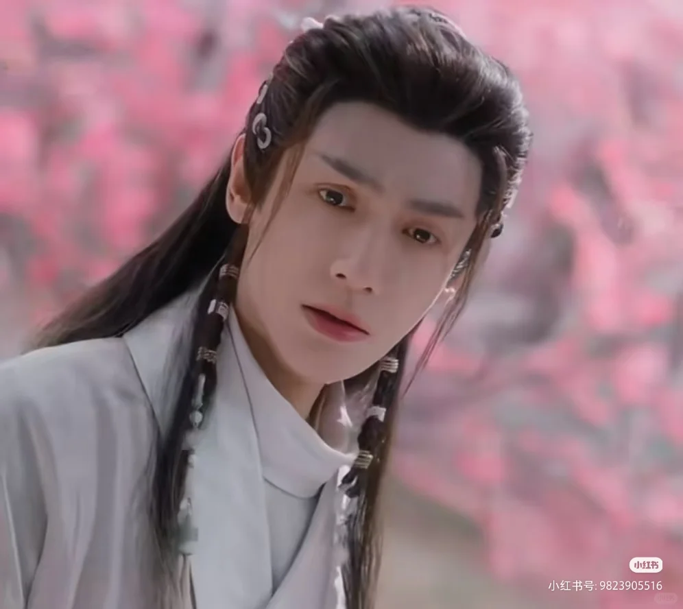 叮！恭喜宿主，您已被系统选中