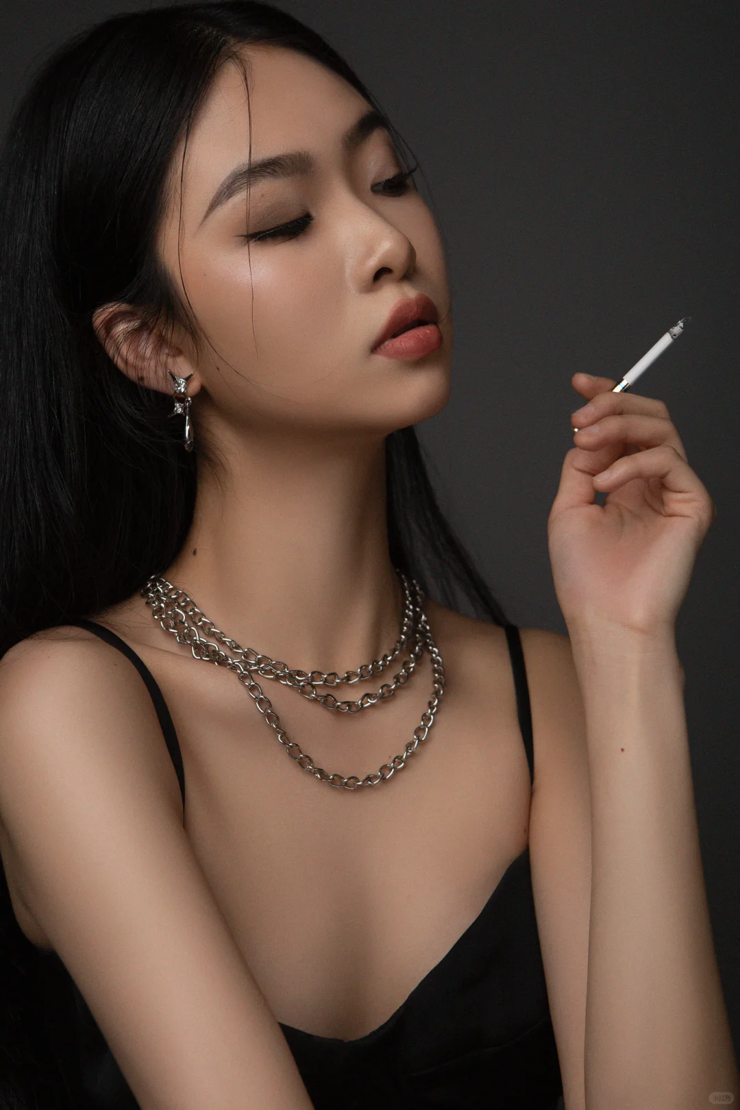 爆辣出击🔥这套写真拍完自己都被美到失语