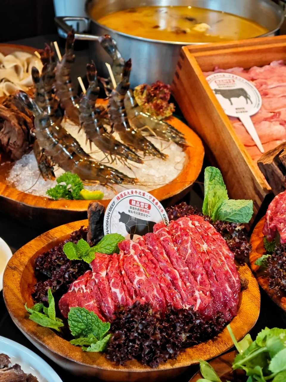 应季而食｜豌豆尖配潮汕牛肉火锅，鲜美