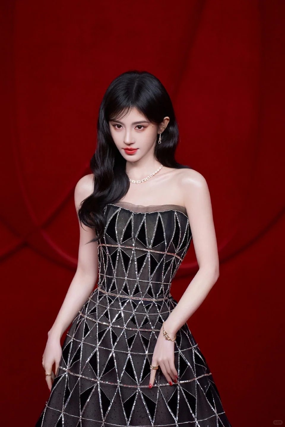 鞠婧祎｜妖艳蛇女鲨疯了！！