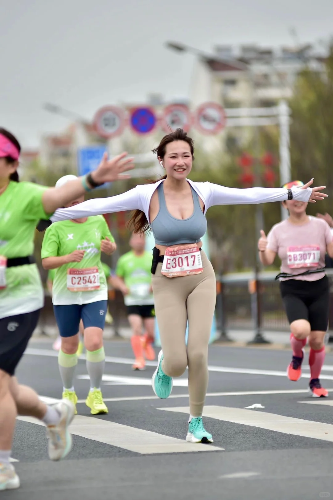 扬州马拉松-随风奔跑，自由是梦想👏